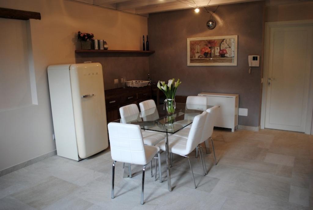 Bed And Breakfast Castello Villafranca di Verona Buitenkant foto